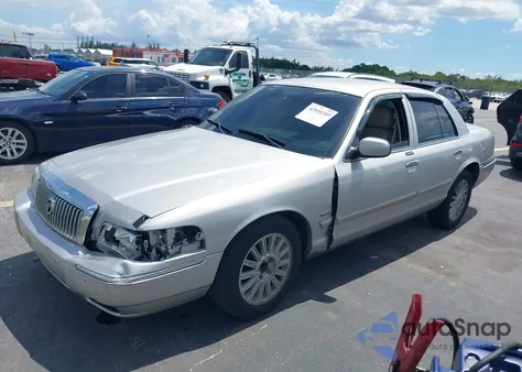 2009 Mercury Grand Marquis Ls (Fleet Only) из США, поврежденный, VIN 2MEHM75V09X622454